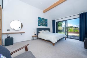 Photo 21- click for photo gallery